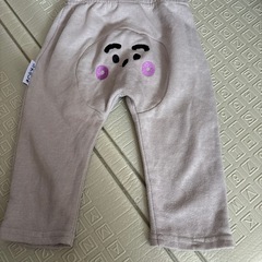 ベージュ シナぷしゅパンツの画像