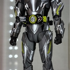 s.h.フィギュアーツ　仮面ライダーゼロワン　メタルクラスタホッパーの画像