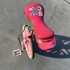 一輪車　小学生女の子　ピンクの画像
