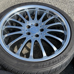 カールソン 19インチ  8.5J ＋38 通しの画像