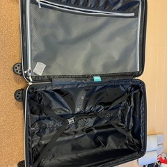 ②LEGEND WOLKER 82（96L）キャリーケース使用期間1年未満の画像