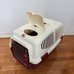 ペット用キャリー
の画像