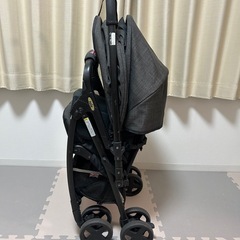 joie ベビーカーの画像