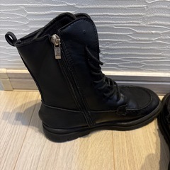子供用ブーツ 21.5センチの画像