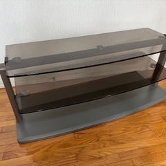 テレビテーブルの画像