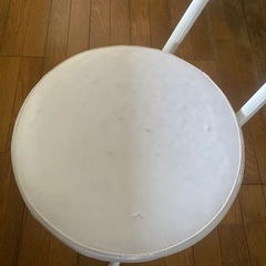傷ありチェアの画像