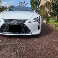 レクサスURZ100の画像