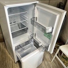 A824♦️2023年製✨ 三菱ノンフロン冷凍冷蔵庫 ♦️配送設置可の画像
