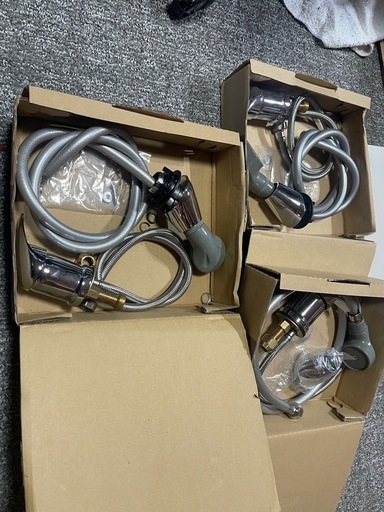 【引き取り限定】【新品未使用】TOTO 立水栓 TL12C（13mm・洗面用）ホース付き 3セット