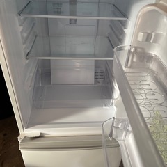 シャープ　冷蔵庫
の画像