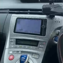 【大人気】トヨタ プリウス H25 事故なし、来年まで車検あり 10.4km 🇯🇵🇱🇰🇺🇸🇵🇭の画像