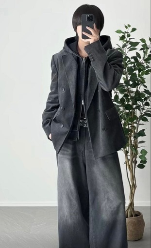Zara 　ダブルブレスト仕様コーデュロイブレザー