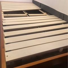 ベッドフレーム24日の7時までにご連絡ください🙏の画像