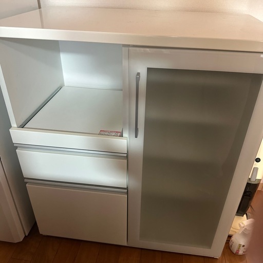 食器棚