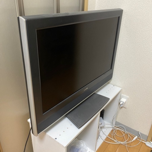 TOSHIBA32C1000　32インチテレビ　リモコン付
