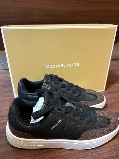 新品　MICHAEL KORS スニーカー　KAI ミックスメディア　23cm