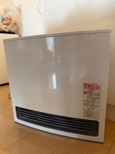 ガスファンヒーター　