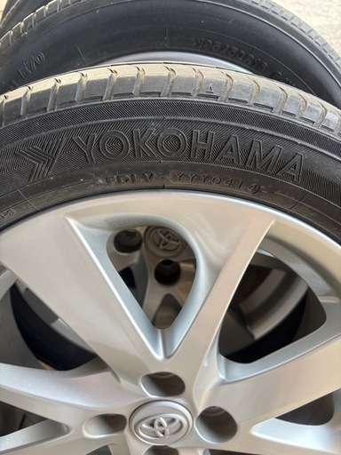 トヨタ純正ホイール付タイヤ
