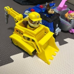 パウパトロールおもちゃ4台の画像