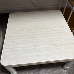 テーブル　の画像