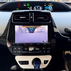 トヨタ プリウス 人気のハイブリッド車の画像