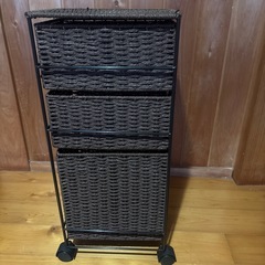 （キャスター付きチェスト）の画像