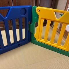 日本育児　ベビーサークル　ベビーゲートの画像