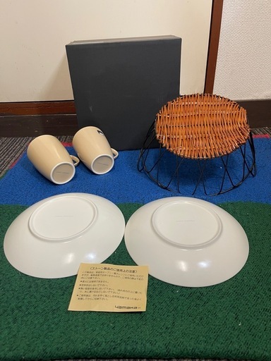 【新品未使用・箱付き】JUNKO KOSHINO ペア食器セット プレート20cm カップ バスケット付 JUNKOKOSHINO