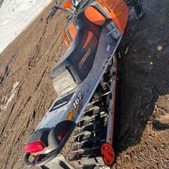 cat スノーモービル M7 
の画像