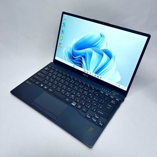 【Office付き×バッテリー超良好】富士通｜超軽量710g｜高速SSD搭載