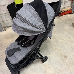 ベビーカーの画像