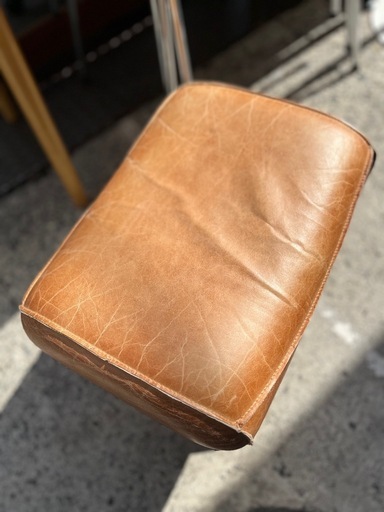 《売約済》レザーオットマン スツール キャメルブラウン Leather Ottoman Stool 検） オットマン スツール レザー 本革調 ヴィンテージ風 キャメル ブラウン ミッドセンチュリー 北欧 インダストリアル ぶ