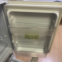 SHARP冷蔵庫　137㍑の画像