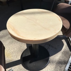 ミッドセンチュリー風 回転式ラウンジチェア2脚＆カフェテーブル 3点セットの画像