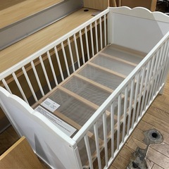 IKEA ベビーベッド 木枠 マットレスなし 中古の画像