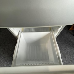 【清掃済】Panasonic 138L 2ドア冷蔵庫 NR-B142W-S 2010年製 単身用
の画像