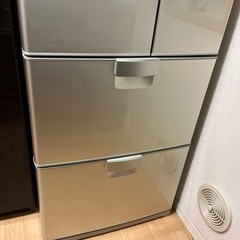 SHARP 両開き冷蔵庫　380lの画像