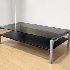ガラス　リビングテーブルの画像