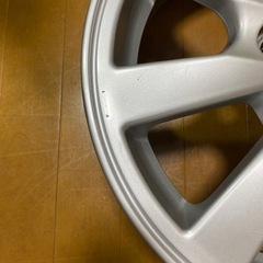 ダイハツムーブDBA-L175S純正14インチアルミホイール  1本
の画像