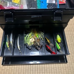 ブラックバスタックルBOXルアーセットの画像