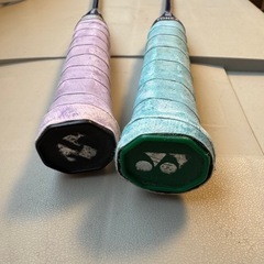 バドミントンラケット2本セット（YONEX＋Winghart）軽い使用・古めモデルの画像
