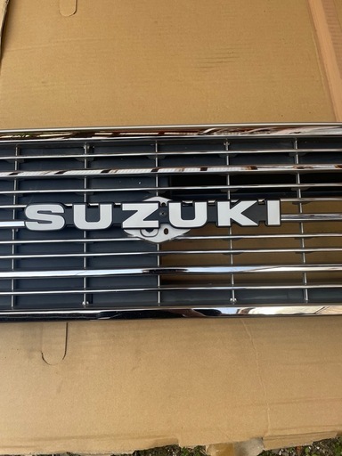ラパンHE21S スピアーノ　メッキグリル スズキエンブレム