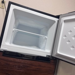 2ドア冷蔵庫の画像