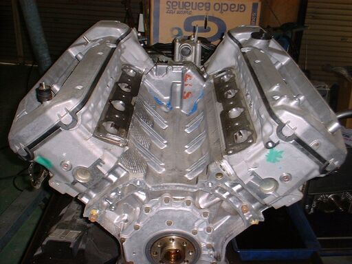 M.ベンツ129SL-エンジンのプロ集団対応各種エンジン制作塔載
