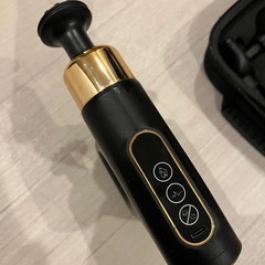 筋膜リリースガン 3in1 背中・腰・全身ケア アタッチメント付の画像