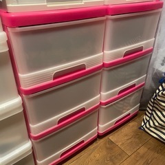 衣装ケースボックス 白色5段×2点とピンク3段×2点の4点おまとめの画像