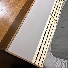 ベットフレームの画像