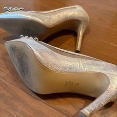 DIANAパンプスの画像