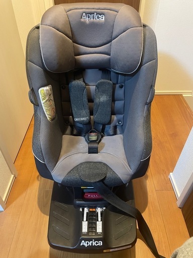 【お取り引き中】クルリラ　プレミアム　チャイルドシート　アップリア　ISOFIX