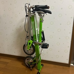 折りたたみ自転車の画像